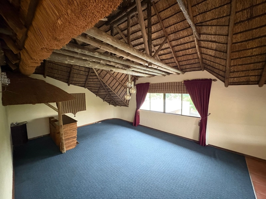 5 Bedroom Property for Sale in Protea Park North West